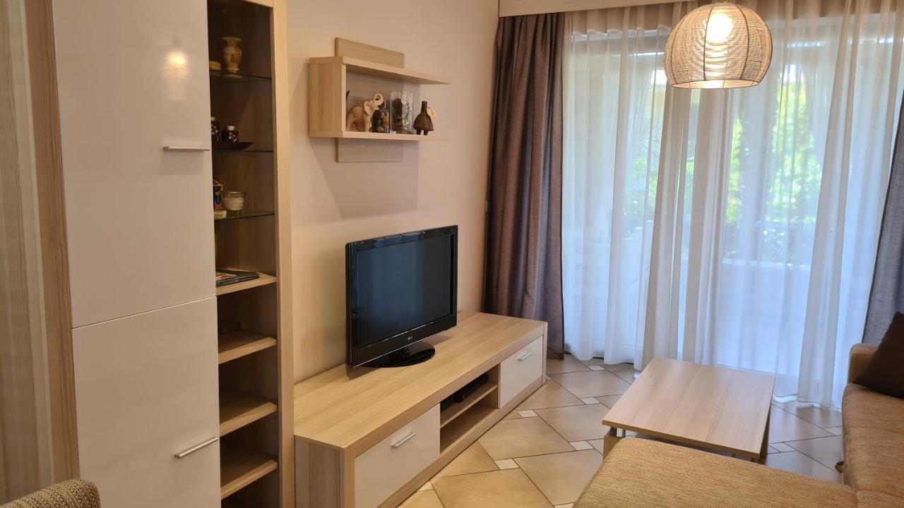 Villa Amalia Apartments Malinska Exterior foto